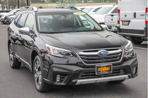 2022 Subaru Outback Touring XT