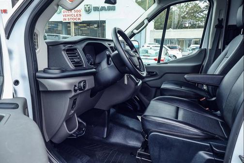 Oxford White 2023 Ford Transit-250 Base