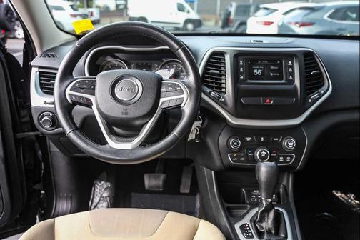 2016 Jeep Cherokee Sport