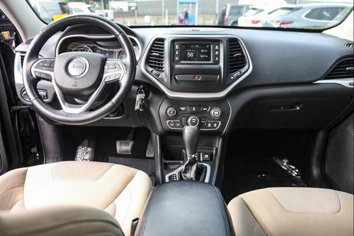 2016 Jeep Cherokee Sport