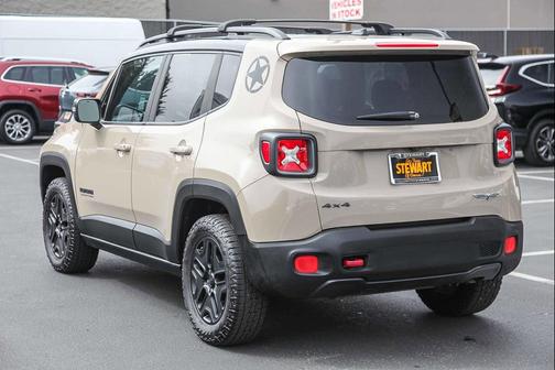2017 Jeep Renegade Trailhawk