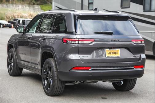 2025 Jeep Grand Cherokee Limited X