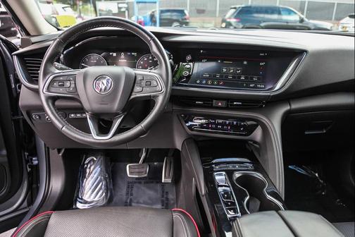 2022 Buick Envision FWD Essence