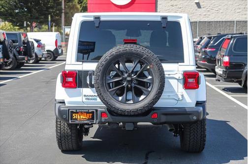2025 Jeep Wrangler 4xe Base