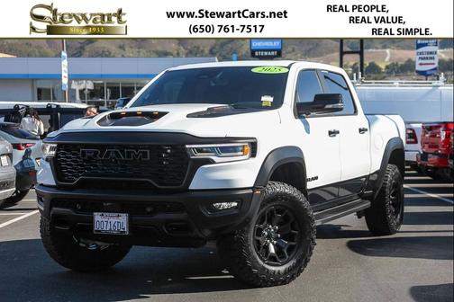 2025 RAM 1500 RHO Crew Cab 4x4 5'7' Box
