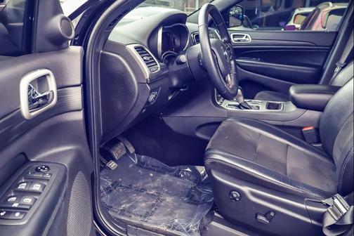 2021 Jeep Grand Cherokee Laredo