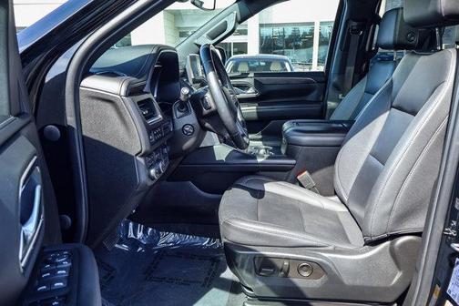 Black 2023 Chevrolet Suburban 4WD Z71