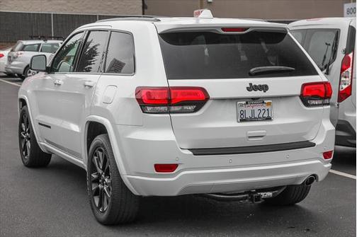 2019 Jeep Grand Cherokee Altitude