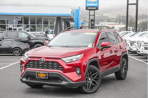 2022 Toyota RAV4 XLE Premium