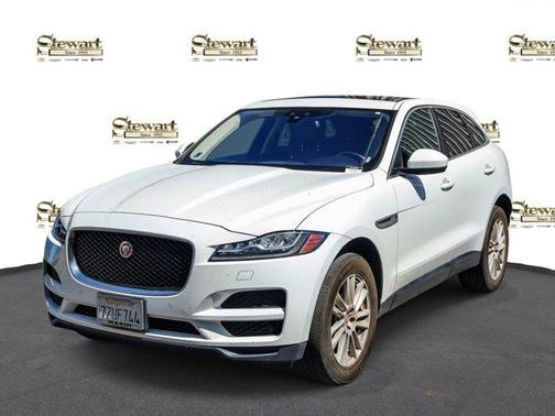 Fuji White 2018 Jaguar F-PACE 25t Prestige