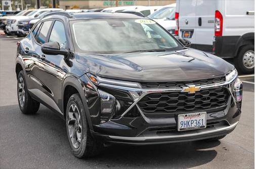 2024 Chevrolet Trax LT