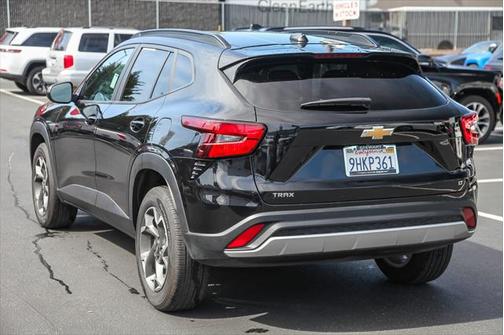 2024 Chevrolet Trax LT