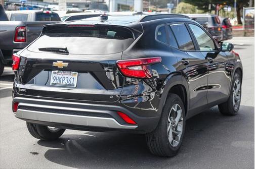 2024 Chevrolet Trax LT