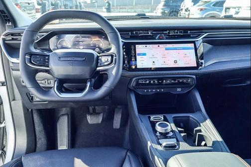 2026 Jeep Cherokee Overland