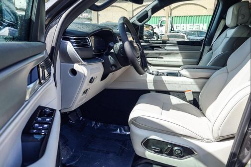 Baltic Gray Metallic Clearcoat 2026 Jeep Grand Wagoneer 4x4