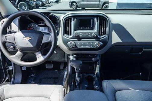 Silver Ice Metallic 2017 Chevrolet Colorado WT
