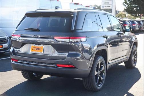 2025 Jeep Grand Cherokee Limited X