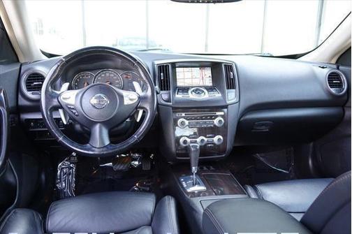2012 Nissan Maxima SV