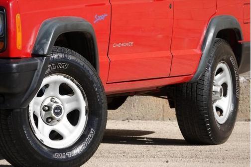 1998 Jeep Cherokee Sport 4WD