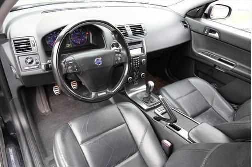 2010 Volvo V50 T5 R-Design