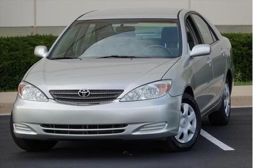 2004 Toyota Camry LE