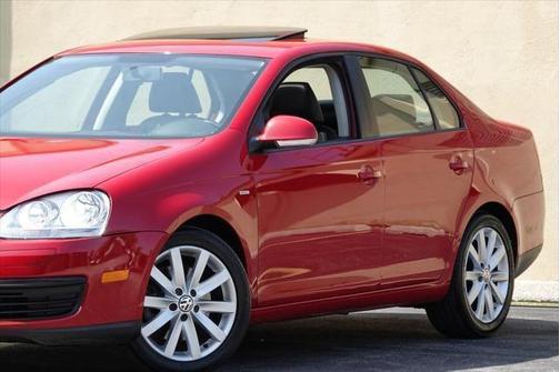 2010 Volkswagen Jetta Wolfsburg Edition