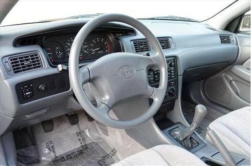 2001 Toyota Camry CE