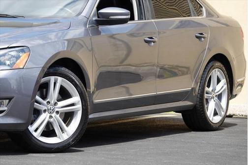 2013 Volkswagen Passat 2.0 TDI SEL Premium