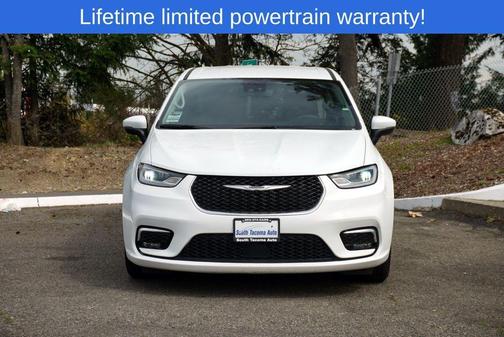 Bright White Clearcoat 2023 Chrysler Pacifica Touring-L