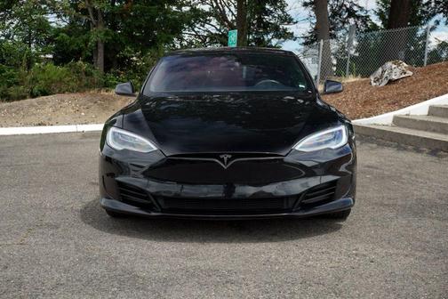 Black 2018 Tesla Model S 75D