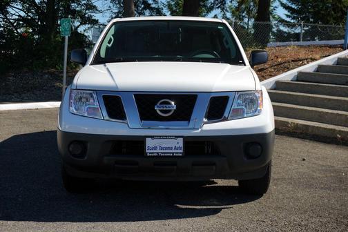 Glacier White 2017 Nissan Frontier S