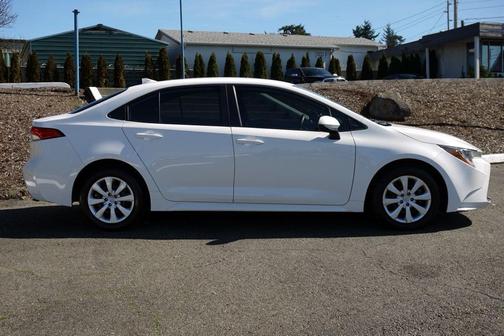 Ice 2024 Toyota Corolla LE