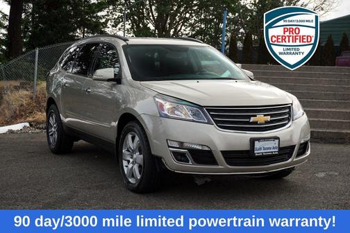 Champagne Silver 2017 Chevrolet Traverse 1LT