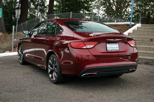 Velvet Red Pearlcoat 2015 Chrysler 200 S