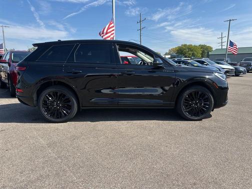 2024 Lincoln Corsair Premiere