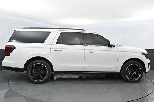 Star White Metallic Tri-Coat 2024 Ford Expedition Max Limited