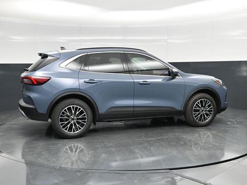 Vapor Blue 2026 Ford Escape PHEV SE