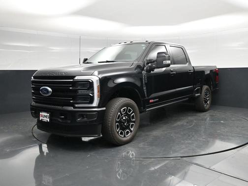 2025 Ford F-250 Platinum