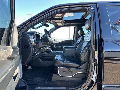 2025 Ford F-250 Platinum