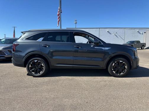 2024 Kia Sorento S