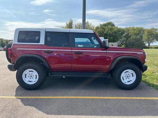 2025 Ford Bronco Heritage Edition