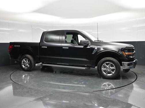 Black Metallic 2025 Ford F-150 XLT