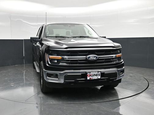 Black Metallic 2025 Ford F-150 XLT