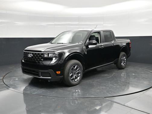 Shadow Black 2025 Ford Maverick XLT