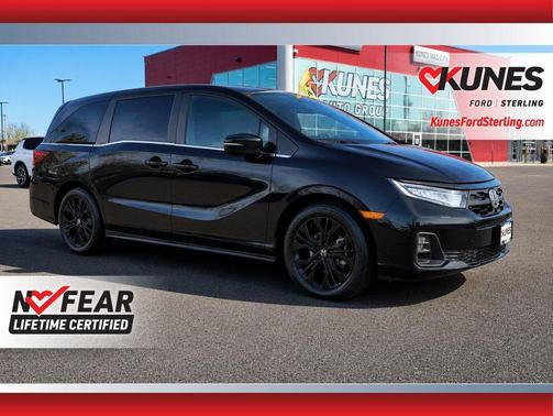 Crystal Black Pearl 2025 Honda Odyssey Sport-L