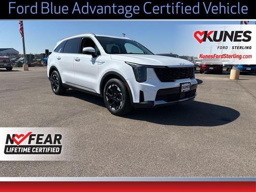 2024 Kia Sorento S