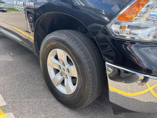 2019 RAM 1500 SLT