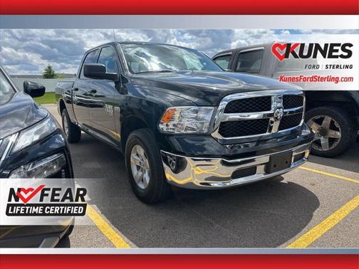 2019 RAM 1500 SLT