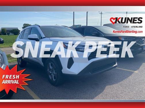 Ice 2024 Toyota RAV4 XLE