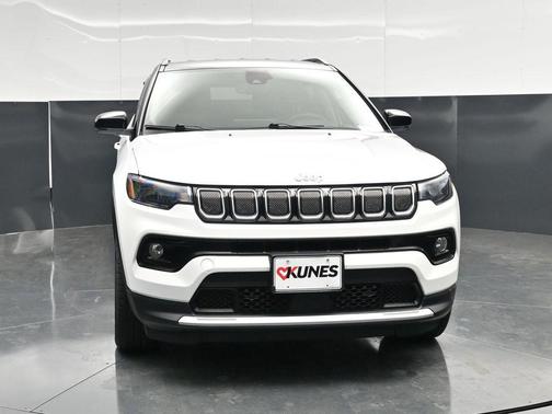 Bright White Clearcoat 2022 Jeep Compass Limited